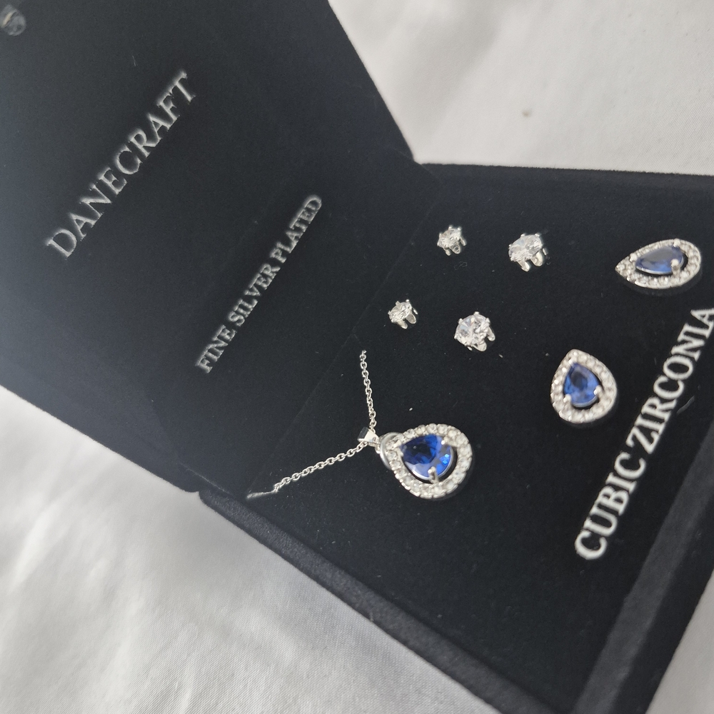 Craft Fine Silver Necklace with Blue and White Stones - Picture 7 of 8